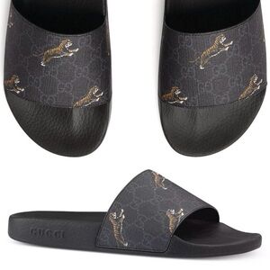 Gucci Supreme Tigre Black Slides